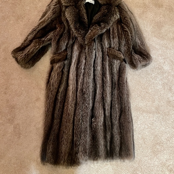 Full Length Raccoon Fur Coat - Picture 5 of 5